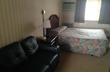 HOTEL RAY MAR MOTEL ROCHESTER, MN 2* (United States) - from US$ 60
